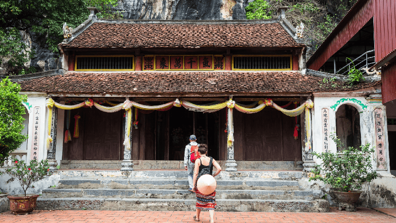 Explore Ninh Binh by E-Bike (7)